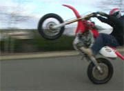 motard_stunts[1]_video.racing.hu.wmv